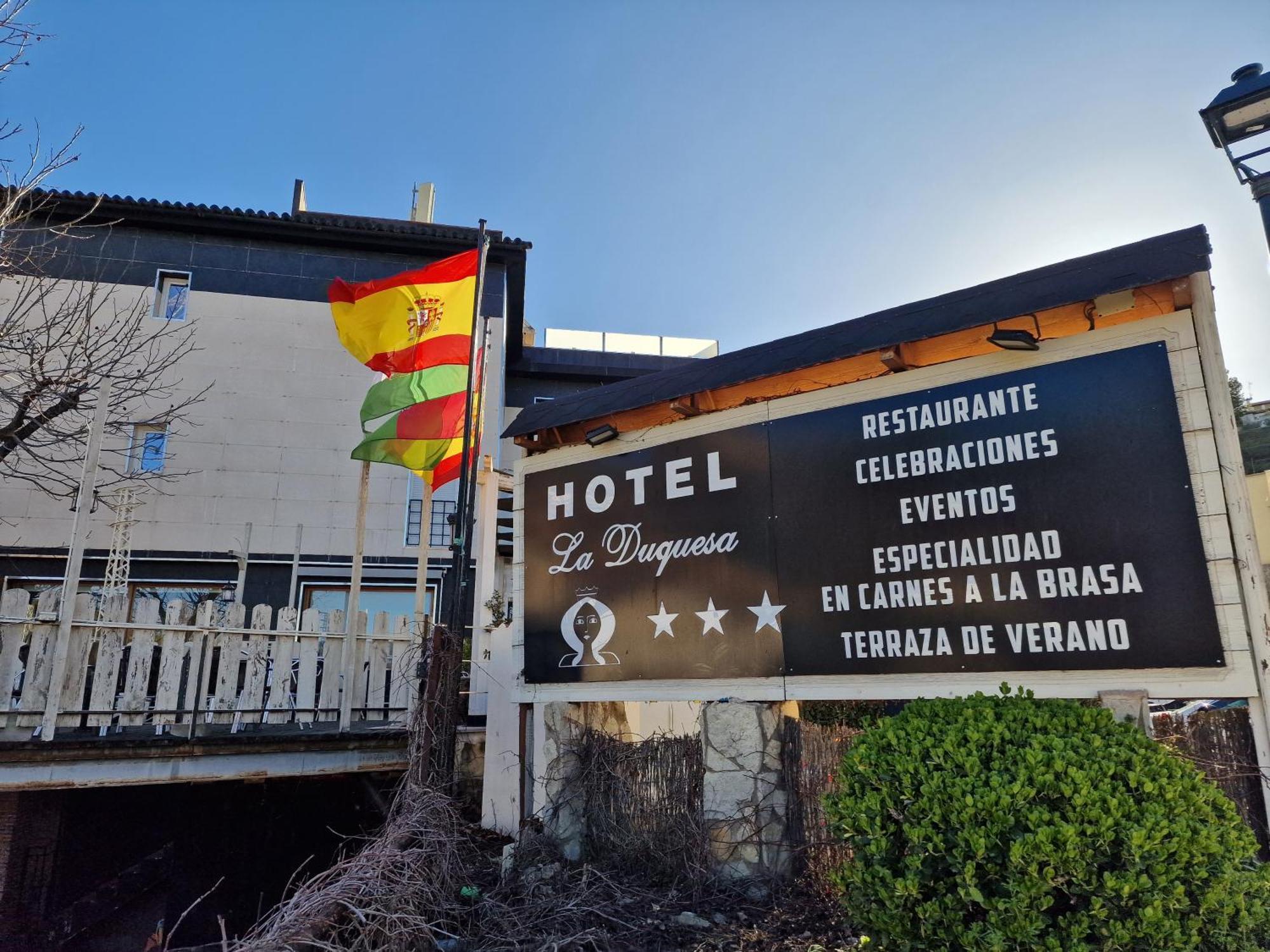 Hotel La Duquesa Pinos Genil Eksteriør billede