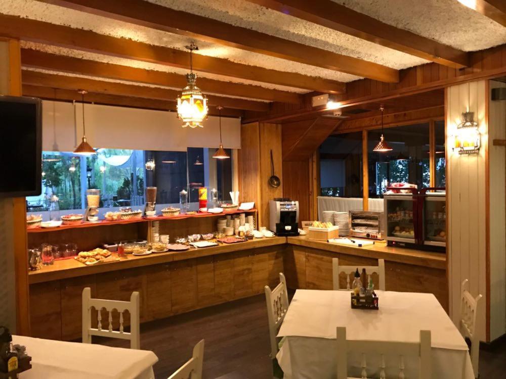 Hotel La Duquesa Pinos Genil Eksteriør billede
